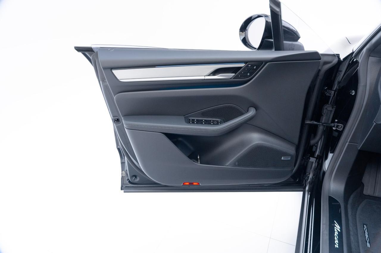 2025 Porsche Macan Electric Pompano Beach FL