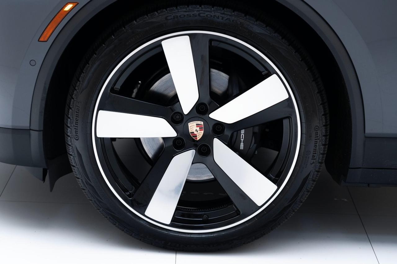 2025 Porsche Macan Electric Pompano Beach FL