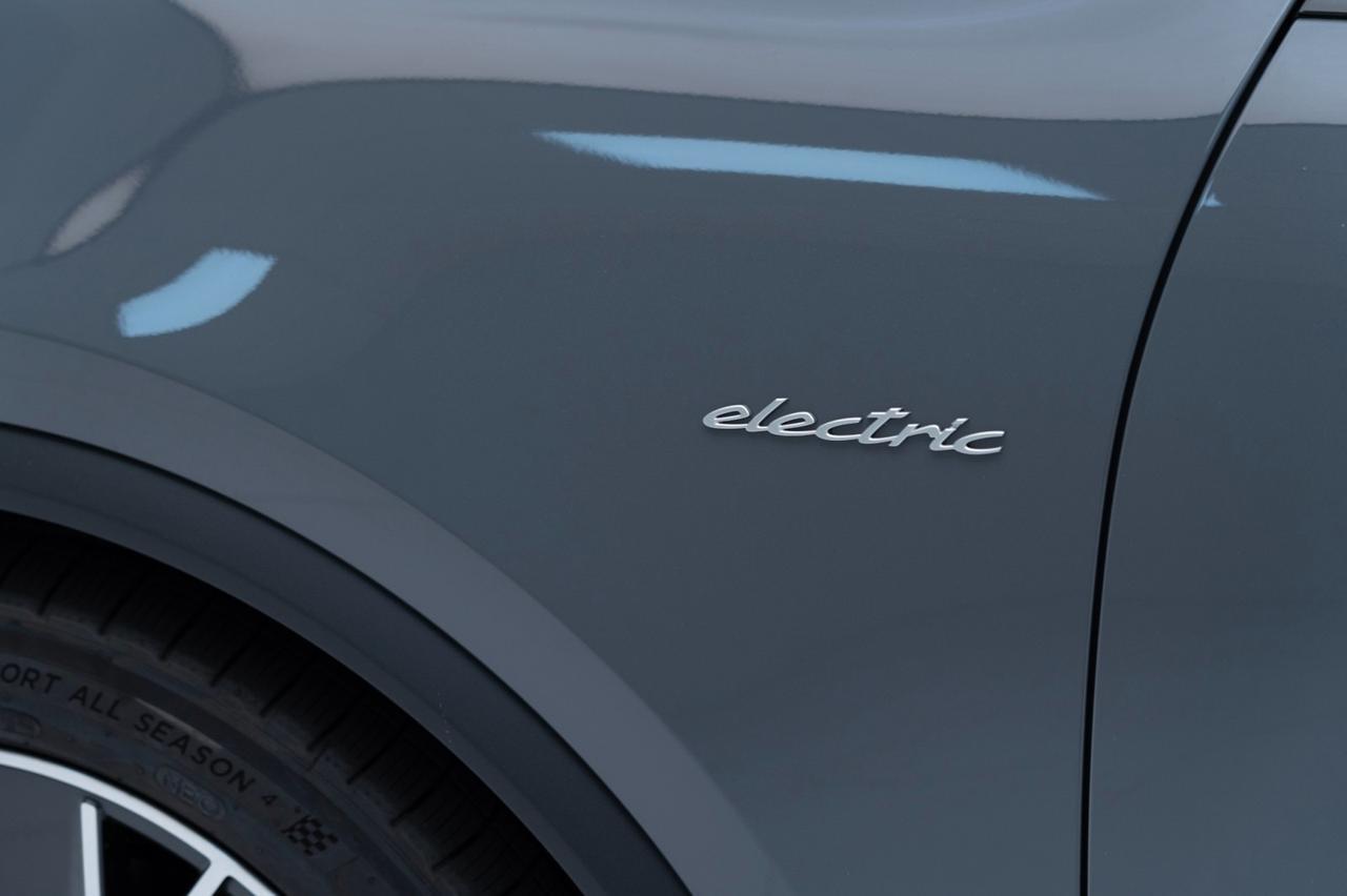 2025 Porsche Macan Electric Pompano Beach FL