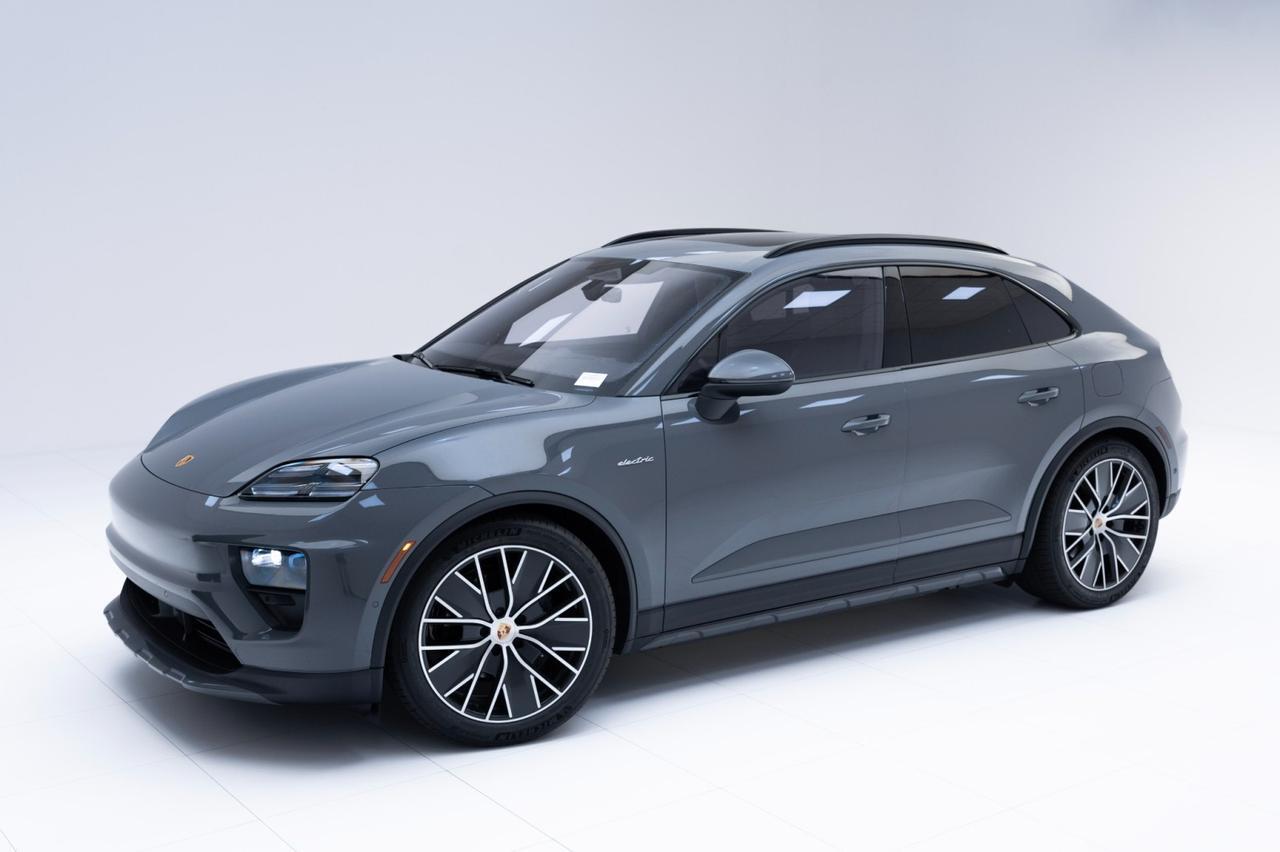 2025 Porsche Macan
