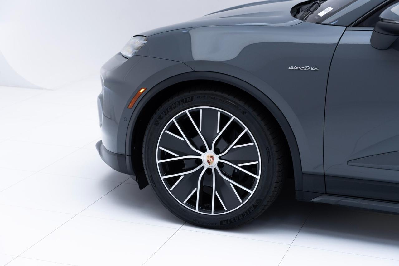 2025 Porsche Macan Electric Pompano Beach FL