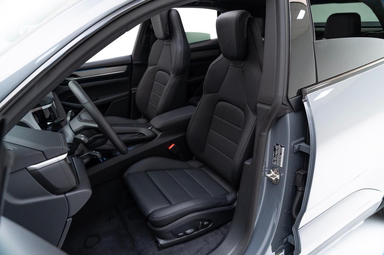 2025 Porsche Macan Electric Pompano Beach FL