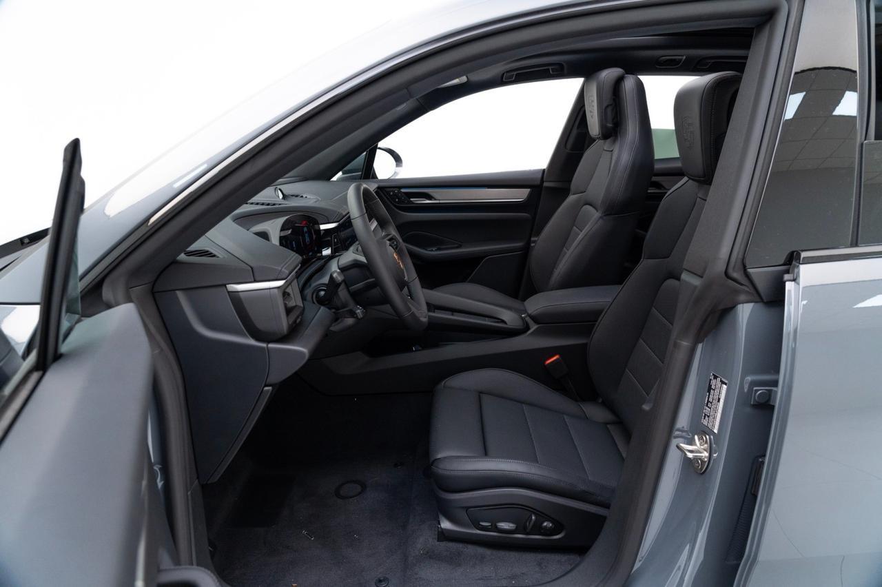 2025 Porsche Macan Electric Pompano Beach FL