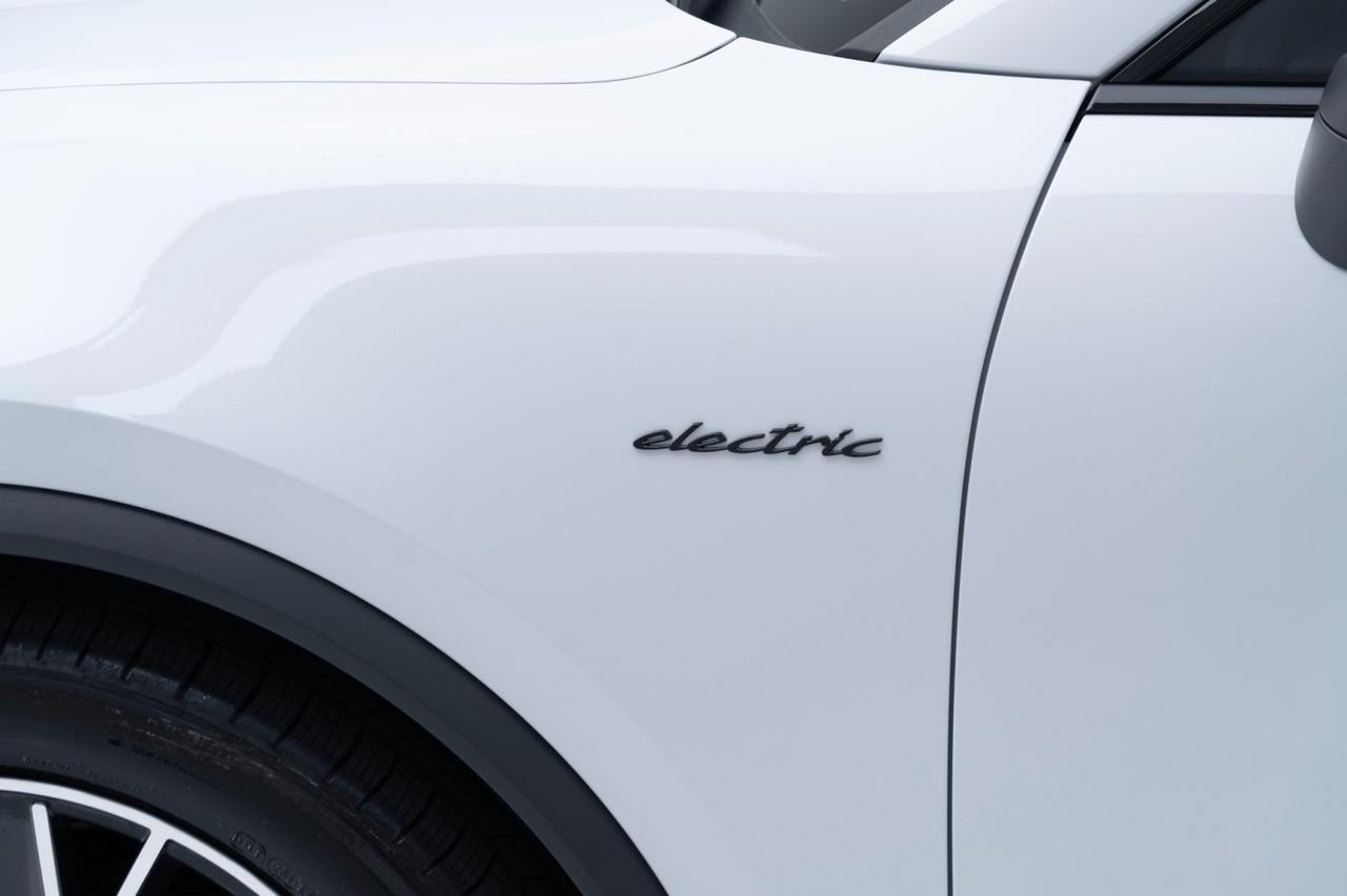 2025 Porsche Macan Electric Pompano Beach FL