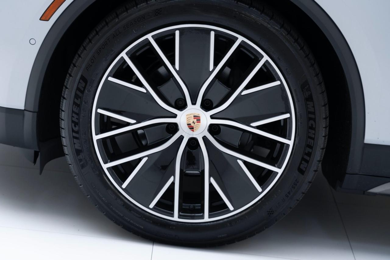 2025 Porsche Macan Electric Pompano Beach FL