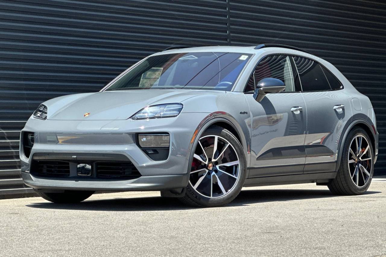 2025 Porsche Macan Electric
