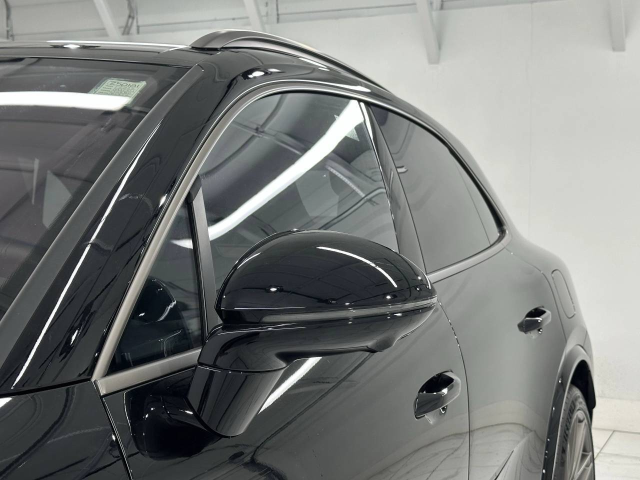 2025 Porsche Macan Electric Turbo Newark DE