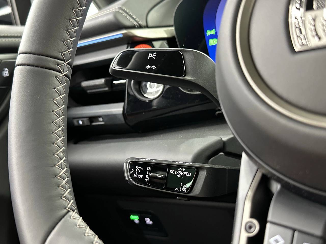 2025 Porsche Macan Electric Turbo Newark DE
