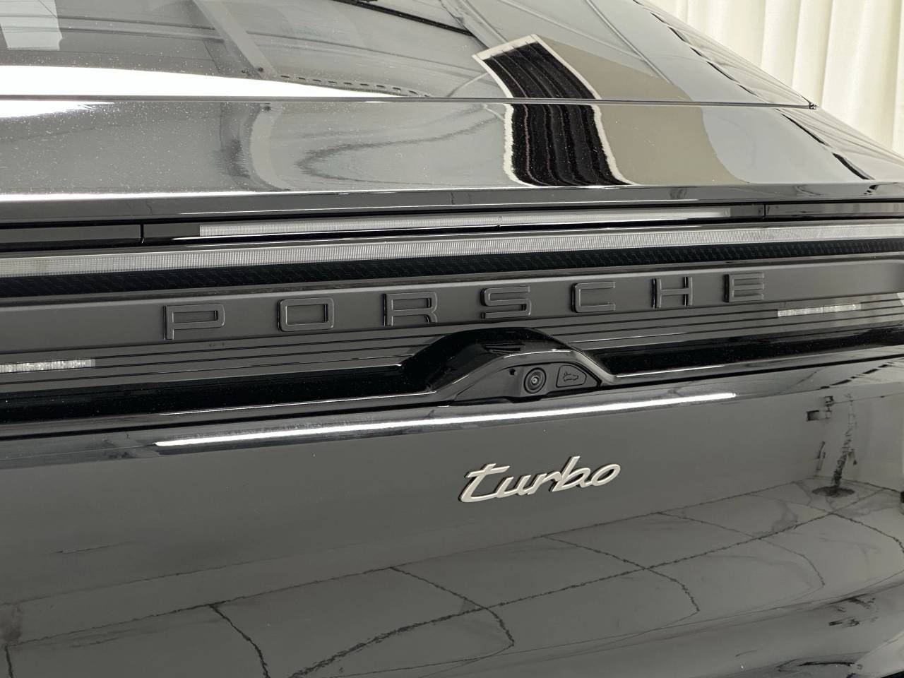 2025 Porsche Macan Electric Turbo Newark DE