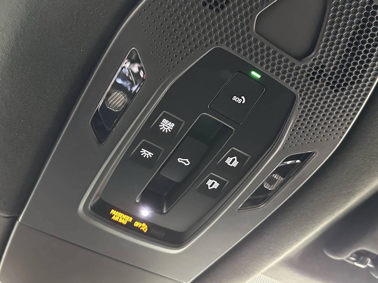 2025 Porsche Macan Electric Turbo Newark DE