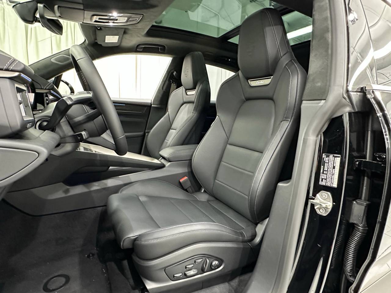 2025 Porsche Macan Electric Turbo Newark DE