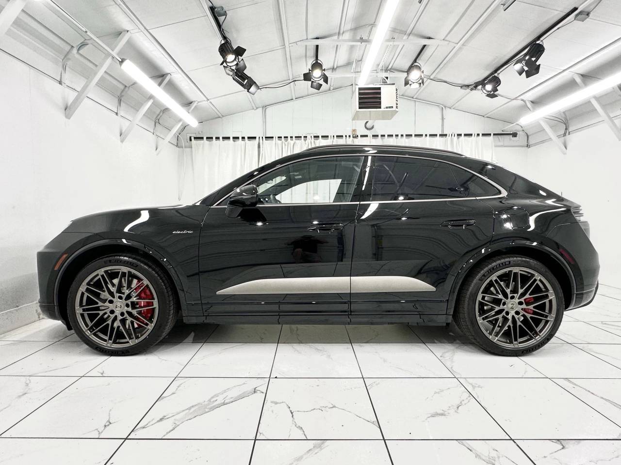 2025 Porsche Macan Electric Turbo Newark DE