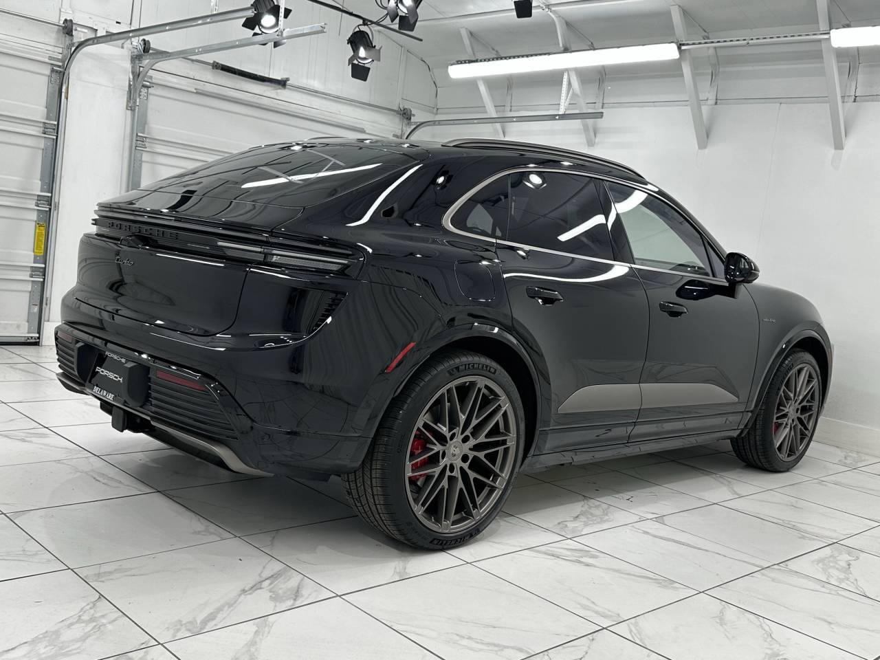 2025 Porsche Macan Electric Turbo Newark DE