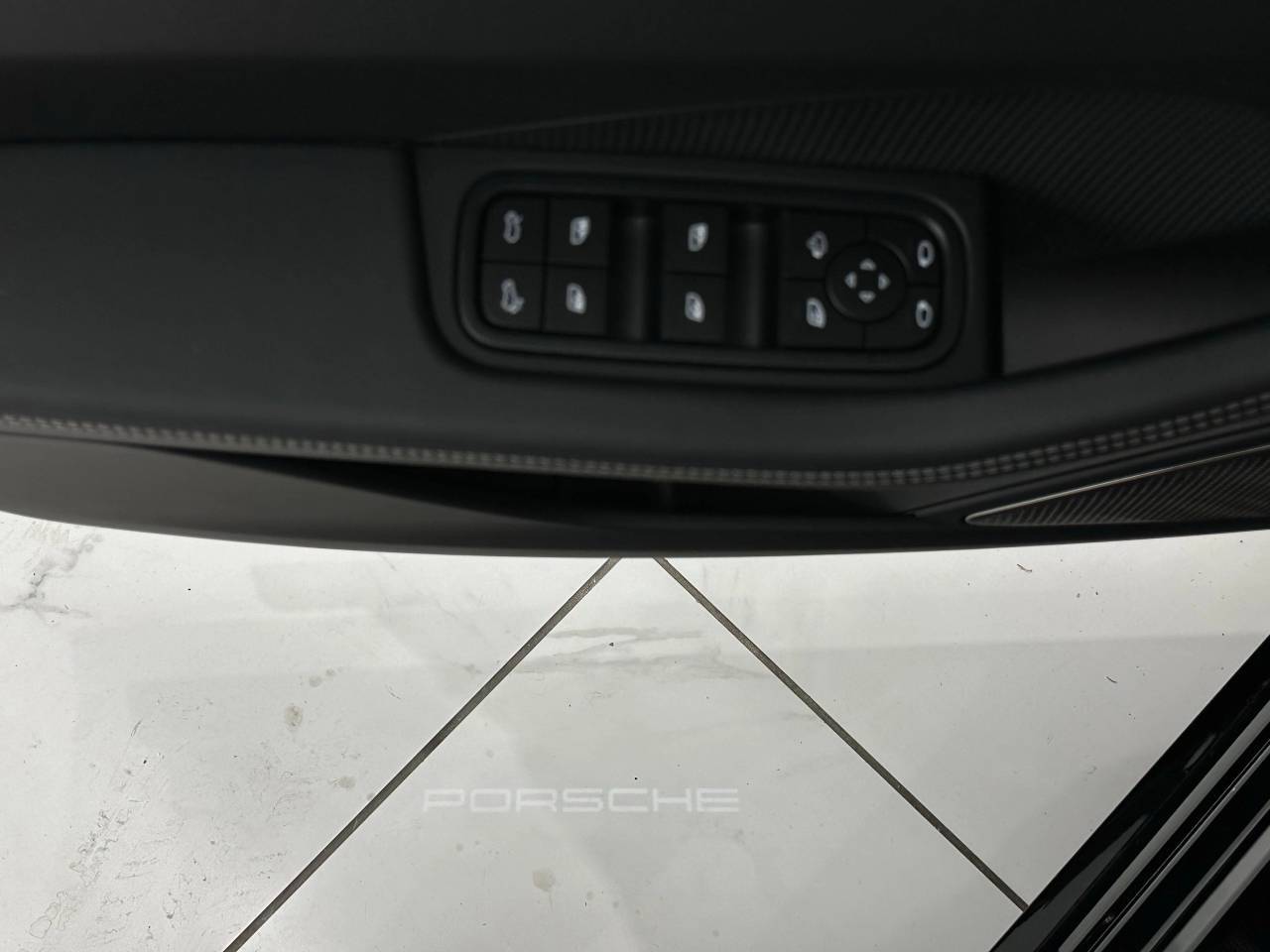 2025 Porsche Macan Electric Turbo Newark DE