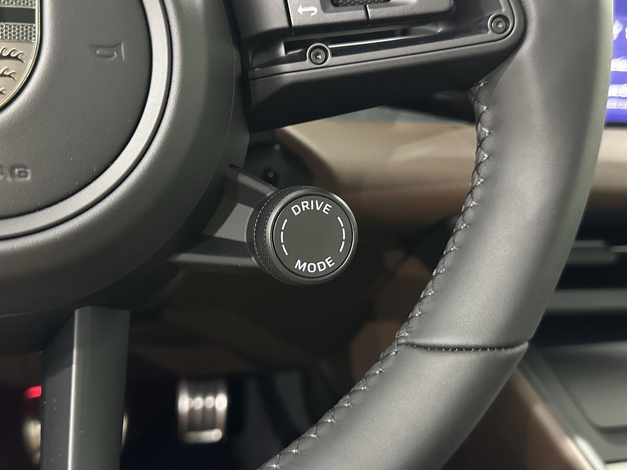 2025 Porsche Macan Electric Turbo Newark DE
