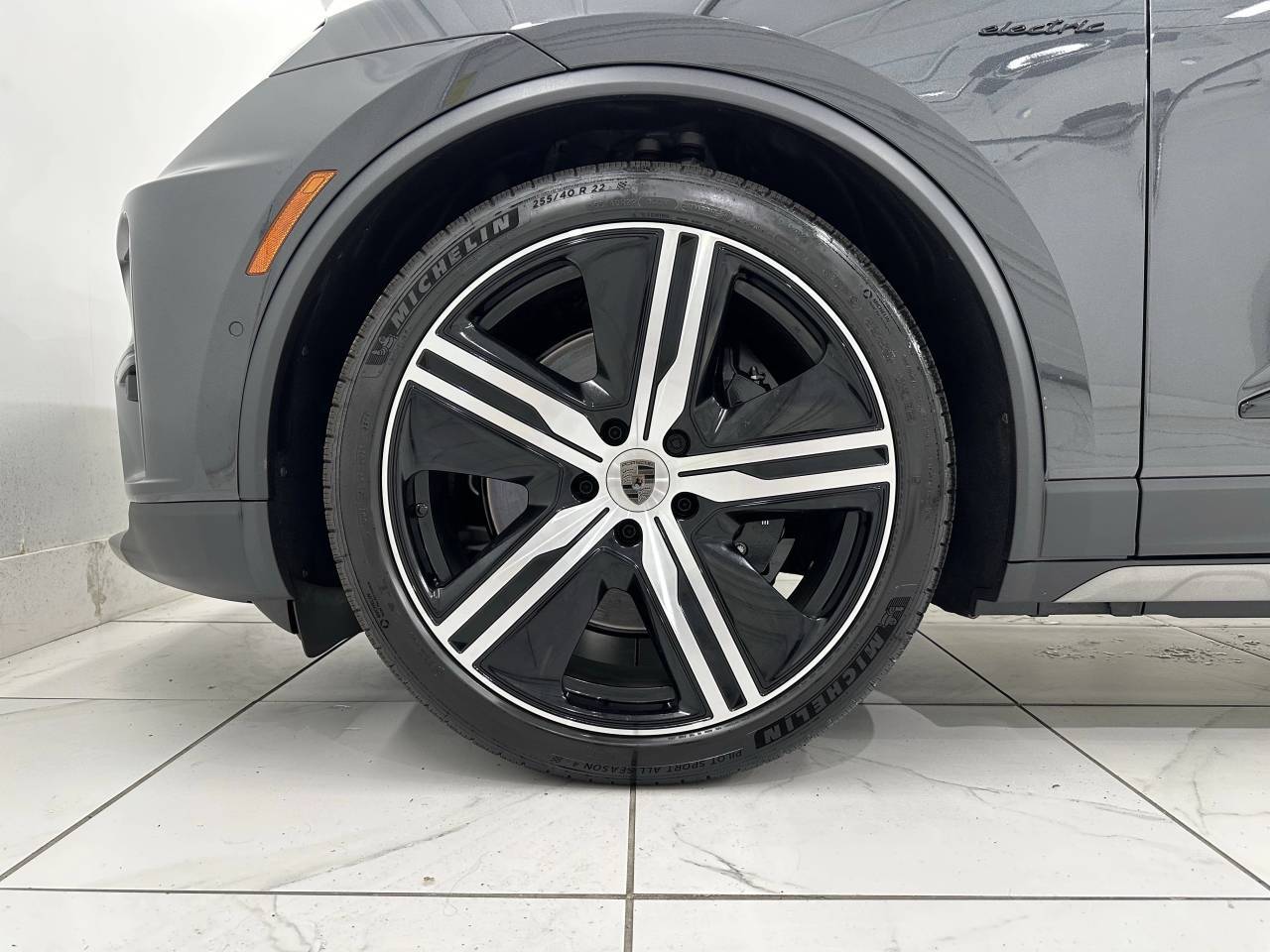 2025 Porsche Macan Electric Turbo Newark DE