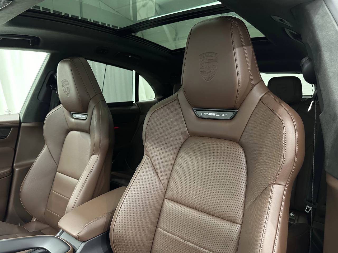 2025 Porsche Macan Electric Turbo Newark DE