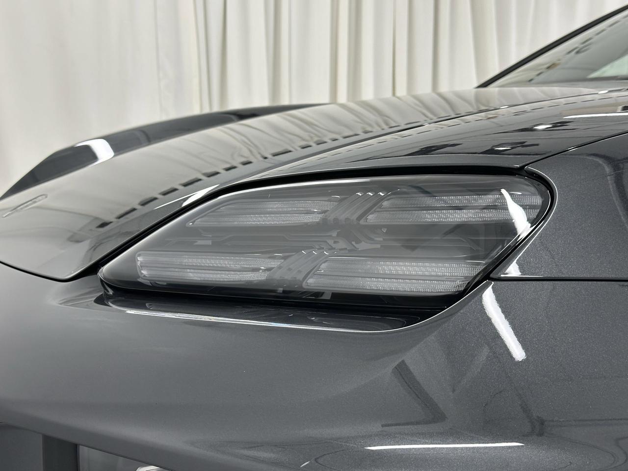2025 Porsche Macan Electric Turbo Newark DE