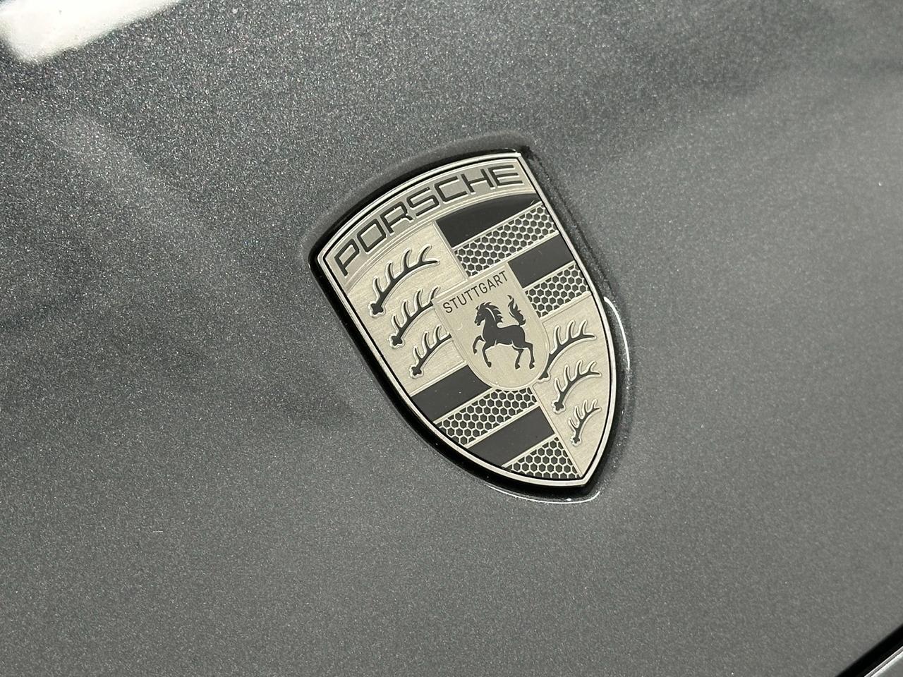 2025 Porsche Macan Electric Turbo Newark DE