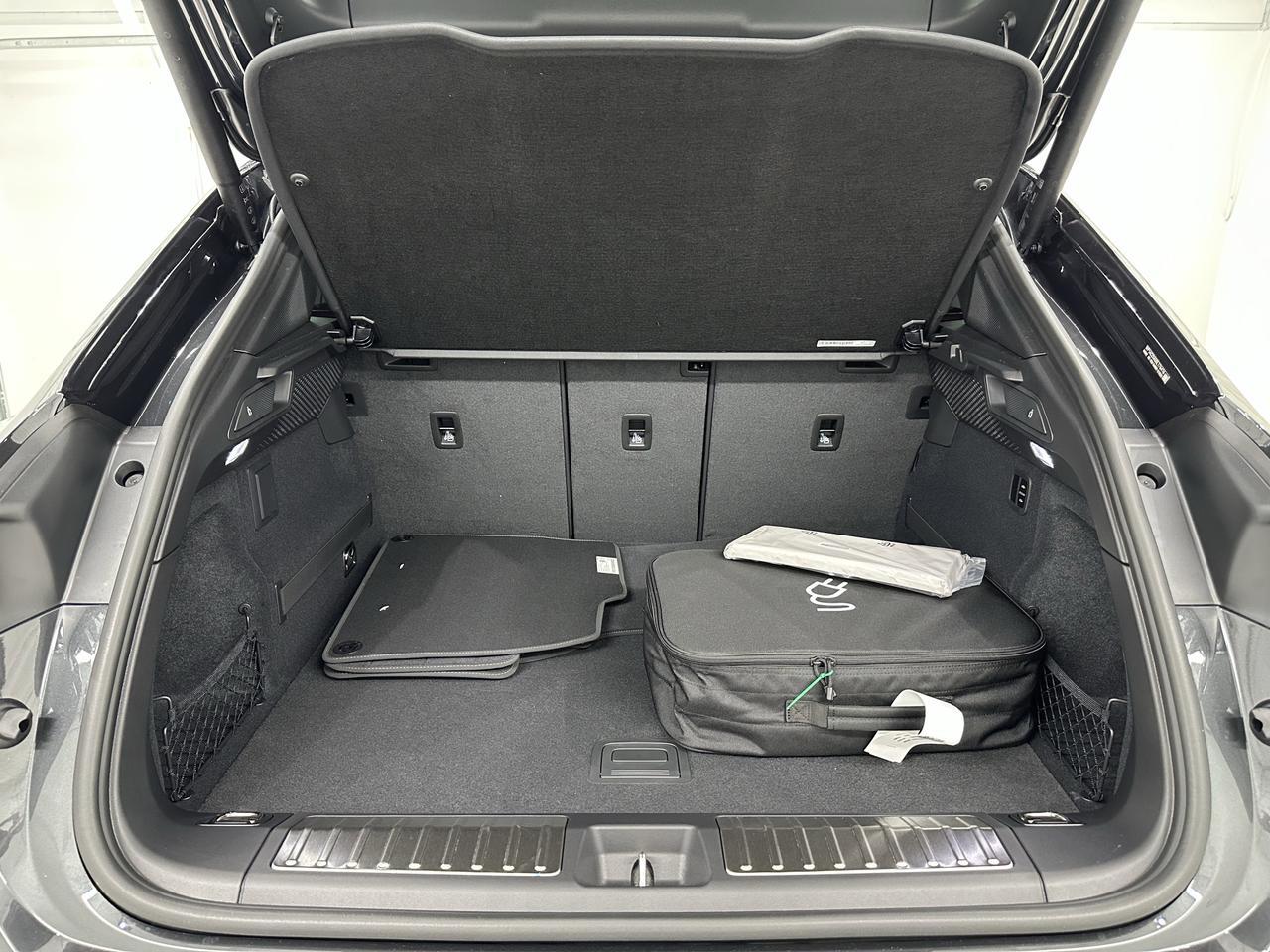 2025 Porsche Macan Electric Turbo Newark DE