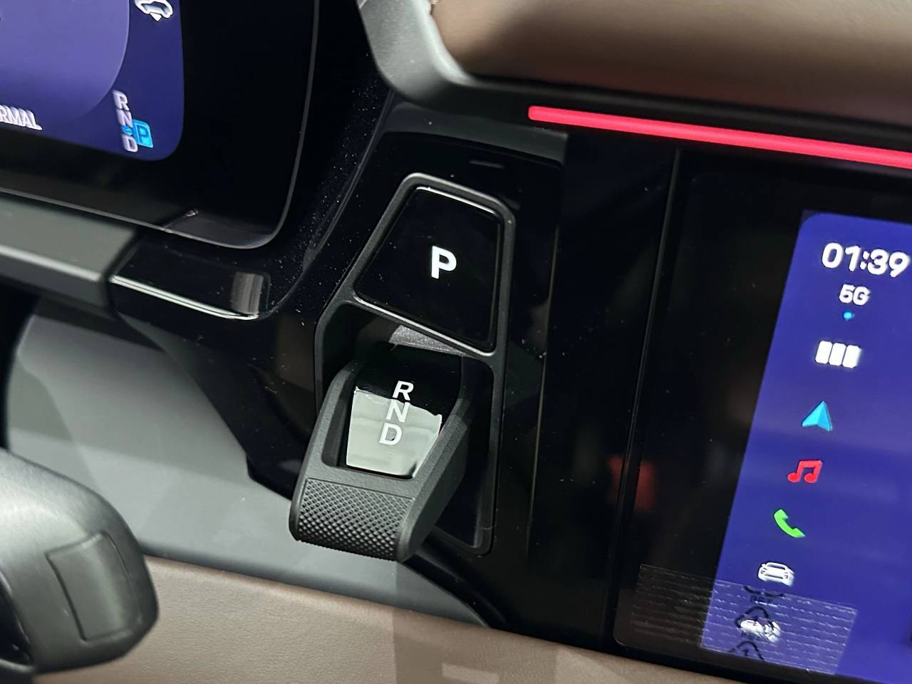 2025 Porsche Macan Electric Turbo Newark DE