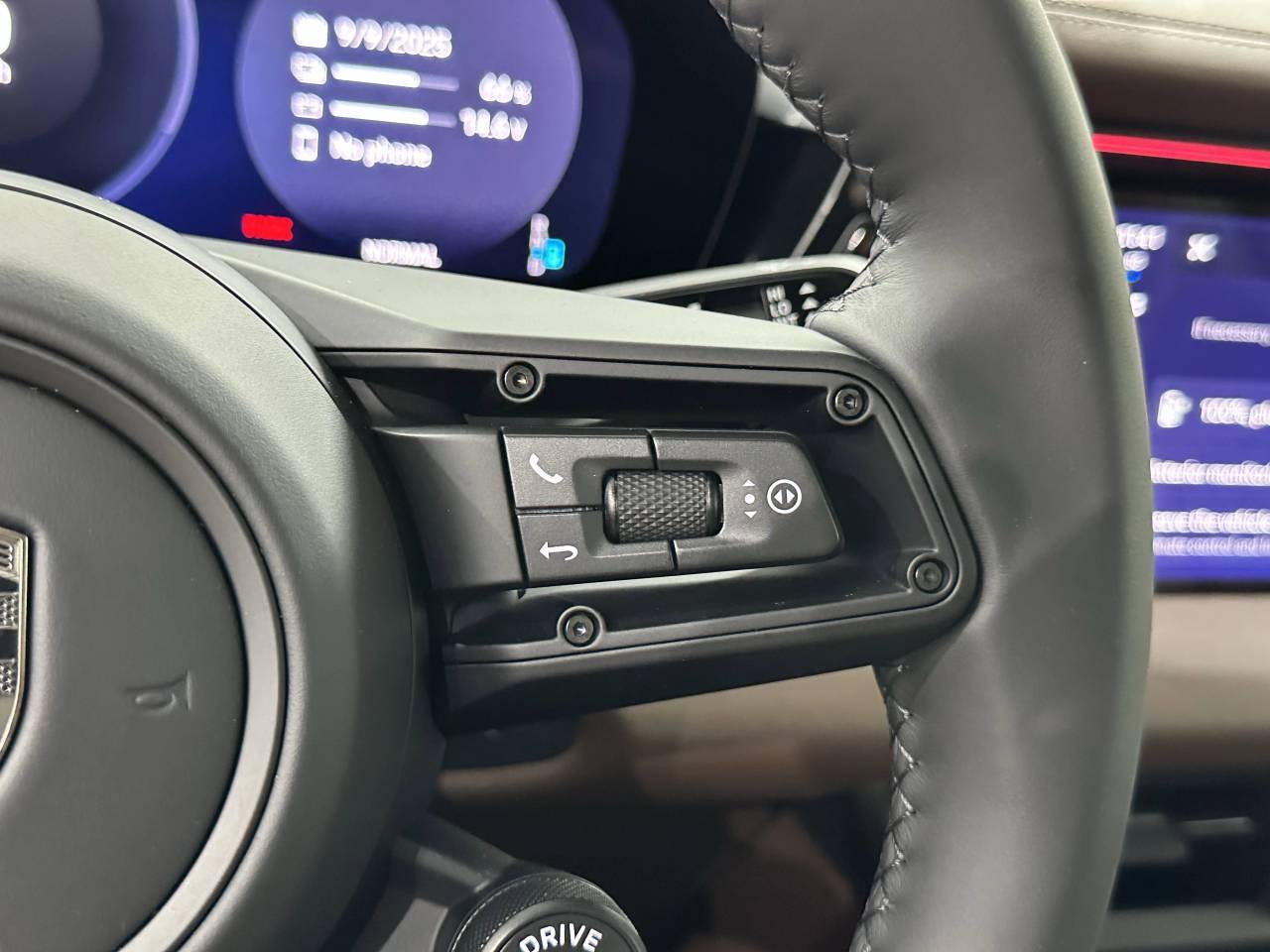 2025 Porsche Macan Electric Turbo Newark DE