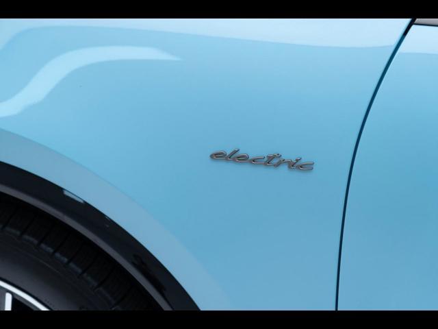 2025 Porsche Macan Electric Turbo Pompano Beach FL