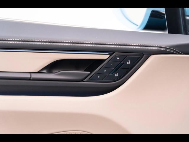 2025 Porsche Macan Electric Turbo Pompano Beach FL