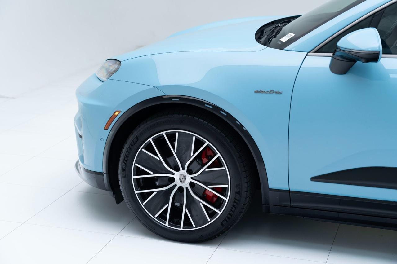 2025 Porsche Macan Electric Turbo Pompano Beach FL