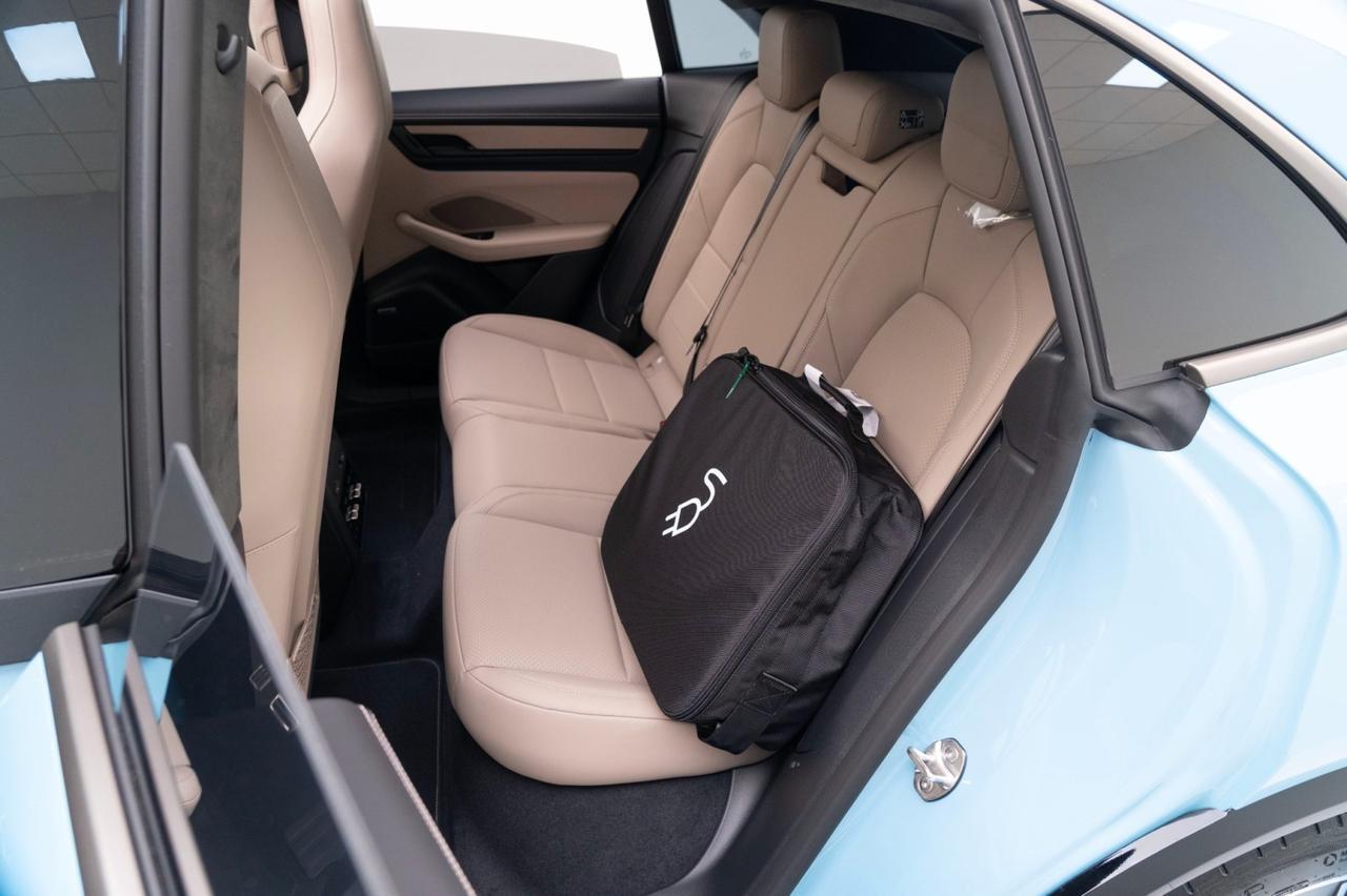2025 Porsche Macan Electric Turbo Pompano Beach FL