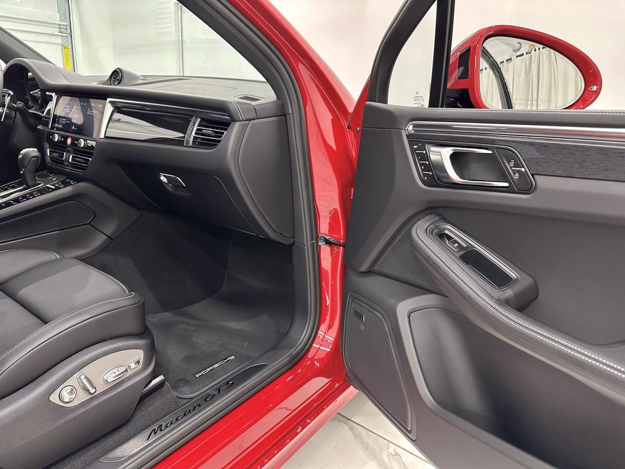 2025 Porsche Macan GTS Newark DE