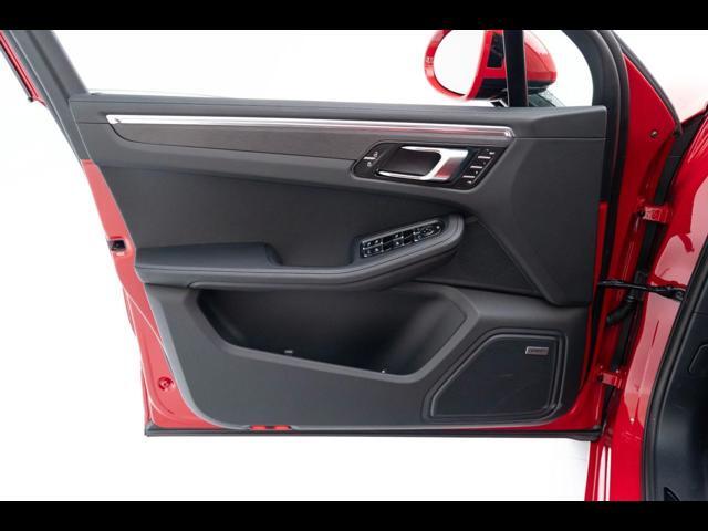 2025 Porsche Macan GTS Pompano Beach FL