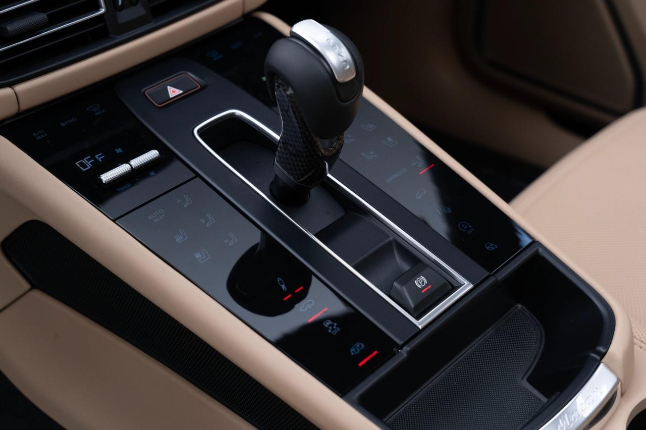 2025 Porsche Macan GTS Pompano Beach FL
