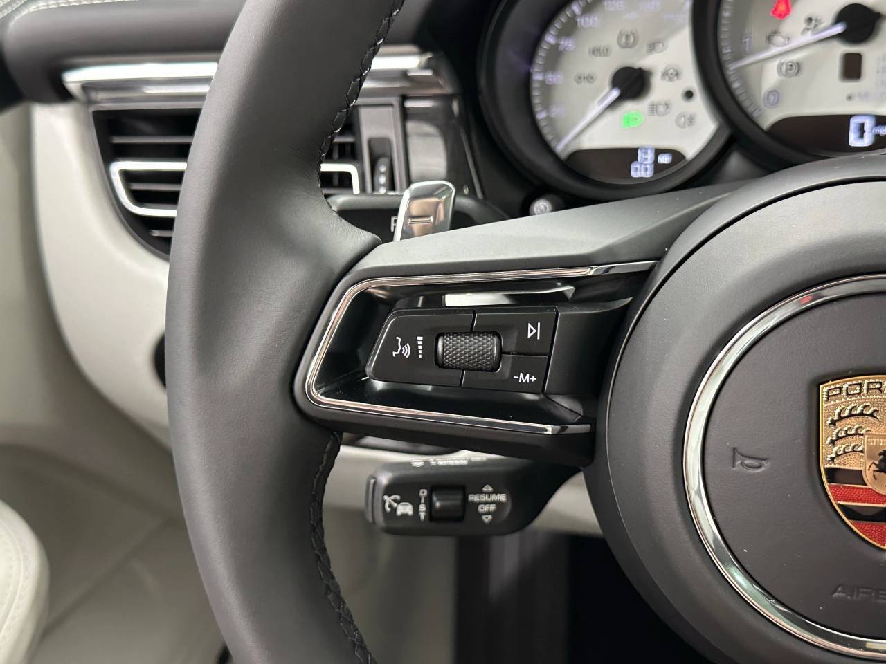 2025 Porsche Macan Gts Newark DE