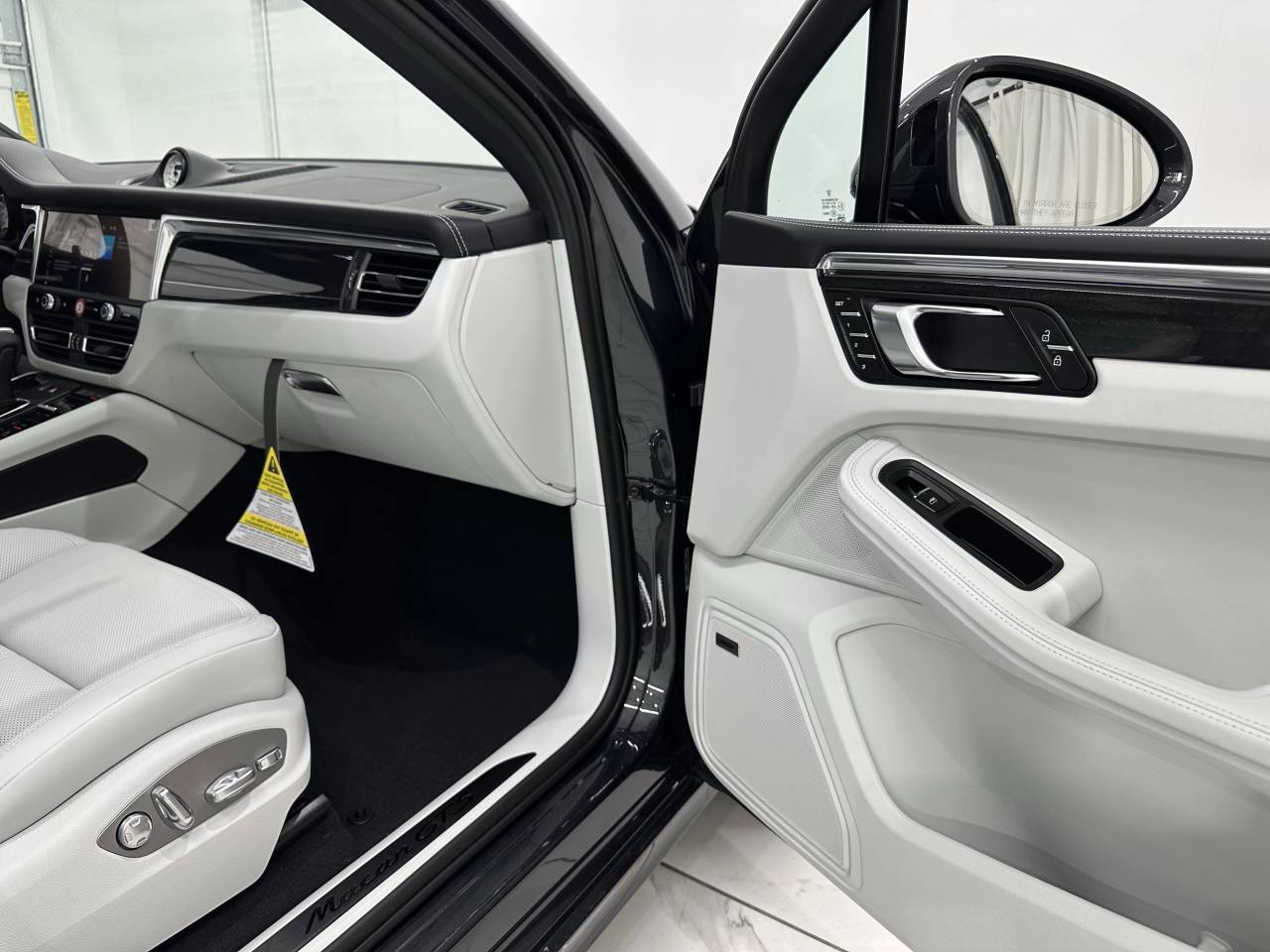 2025 Porsche Macan Gts Newark DE
