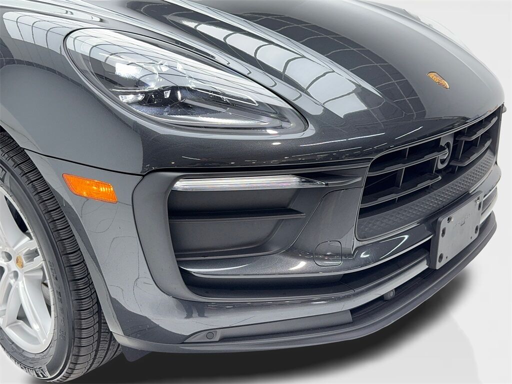 2025 Porsche Macan NAV,CAM,PANO,HTD STS,BLIND SPOT,19&quot; WHLS Plano TX
