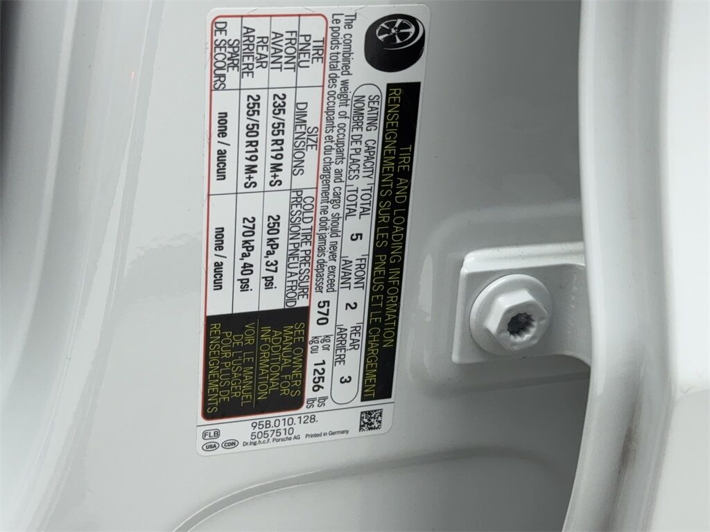 2025 Porsche Macan NAV,CAM,PANO,HTD STS,BLIND SPOT,19&quot; WHLS Plano TX