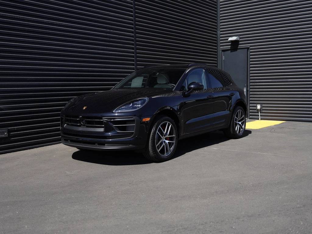 2025 Porsche Macan S