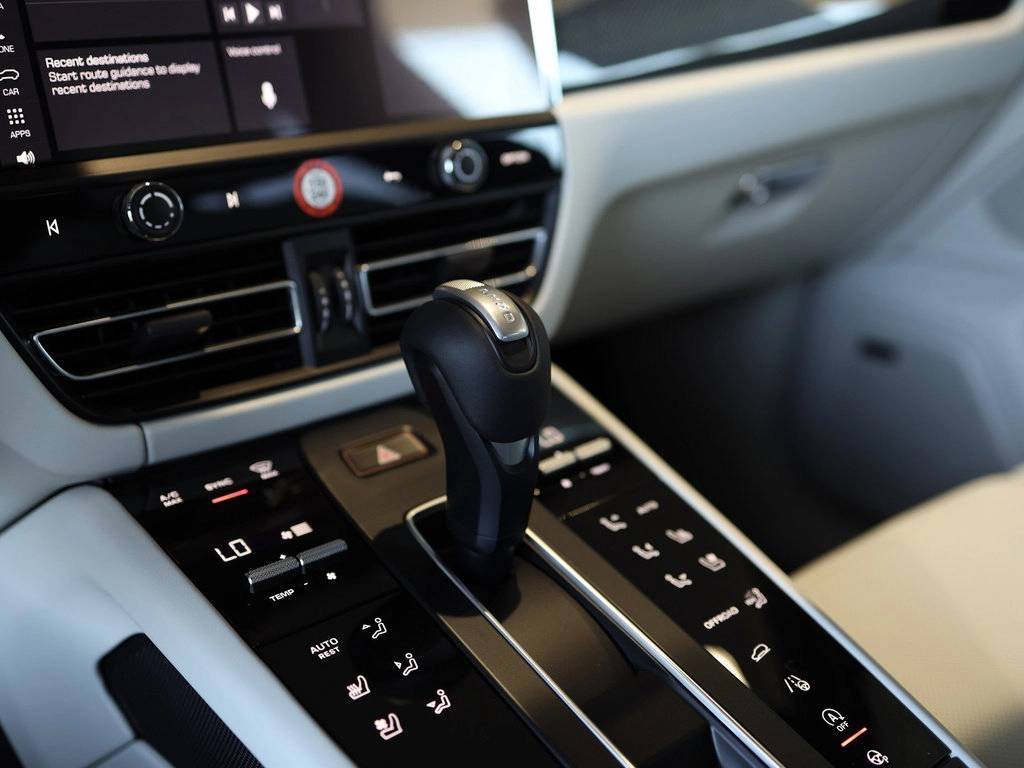 2025 Porsche Macan S Bakersfield CA