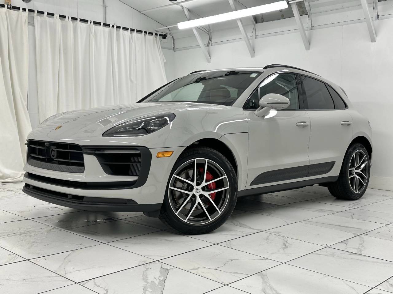 2025 Porsche Macan S Newark DE