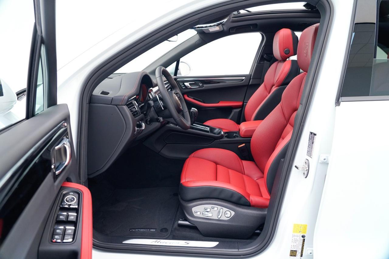 2025 Porsche Macan S Pompano Beach FL