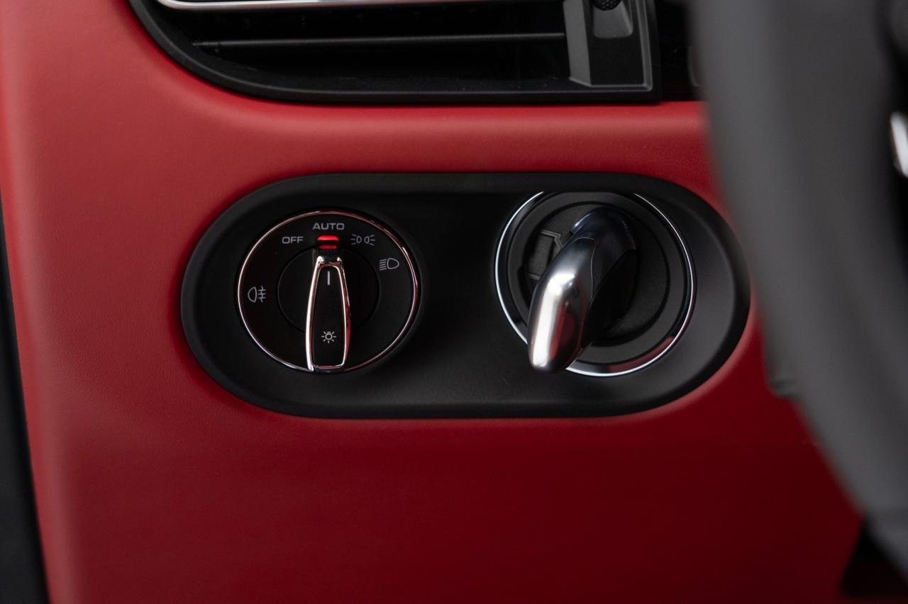 2025 Porsche Macan S Pompano Beach FL