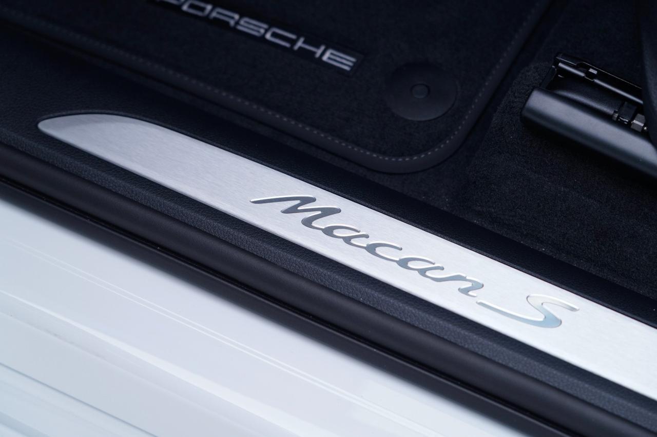 2025 Porsche Macan S Pompano Beach FL