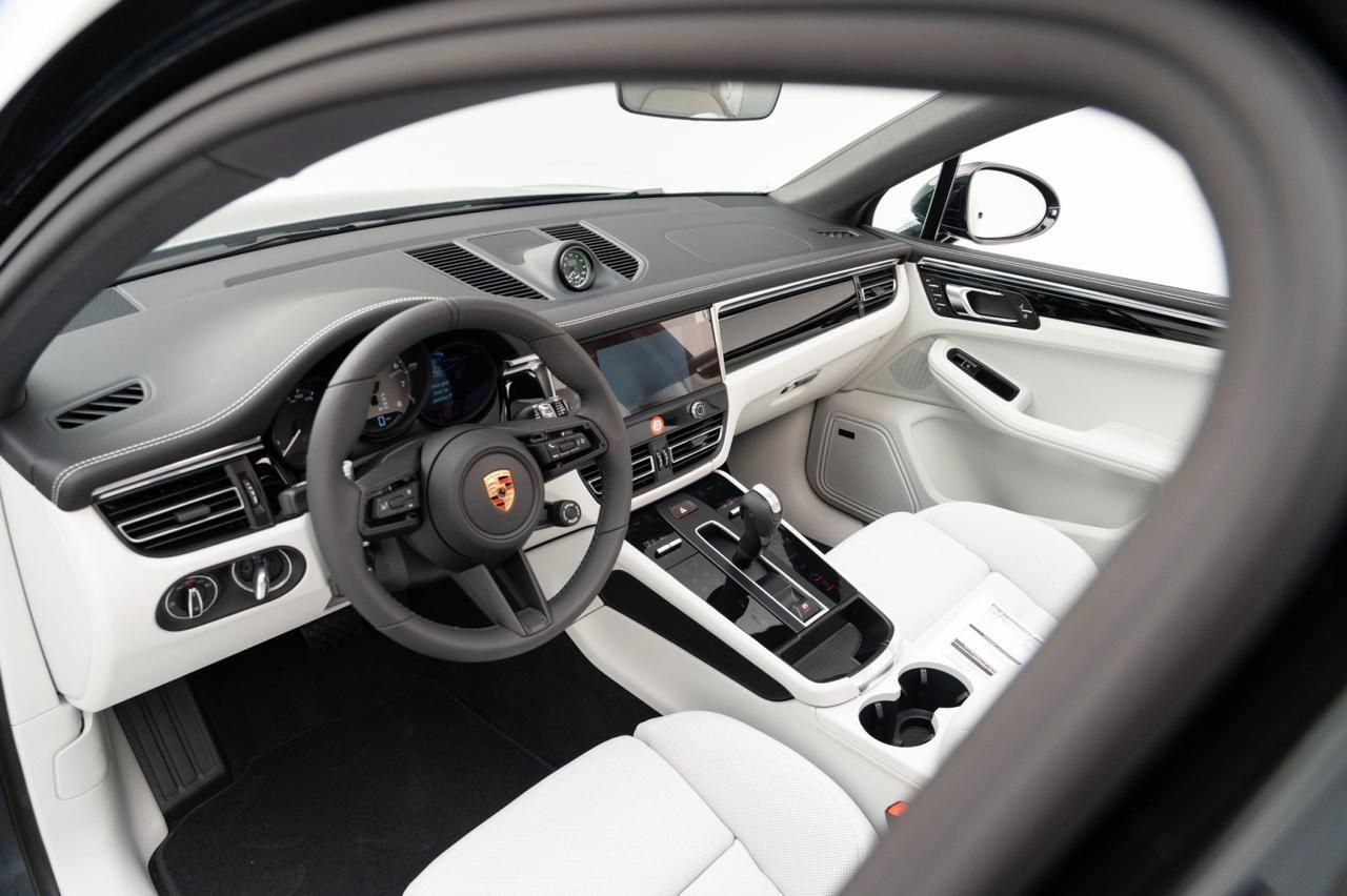 2025 Porsche Macan S Pompano Beach FL
