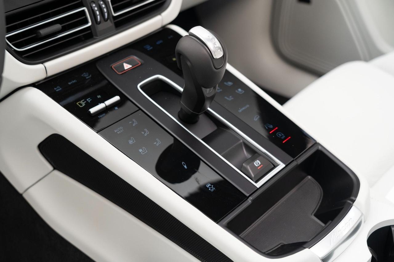 2025 Porsche Macan S Pompano Beach FL