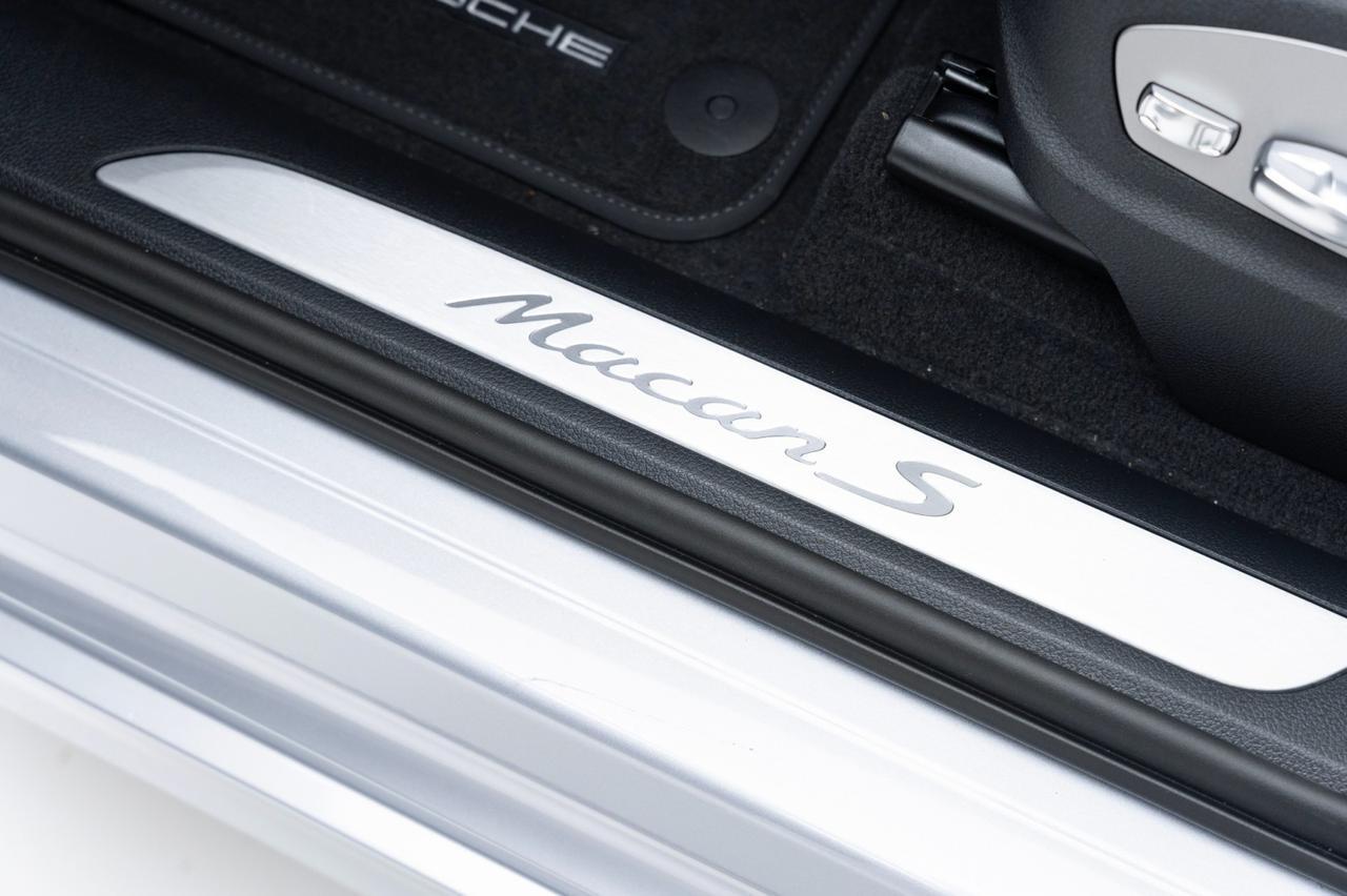 2025 Porsche Macan S Pompano Beach FL