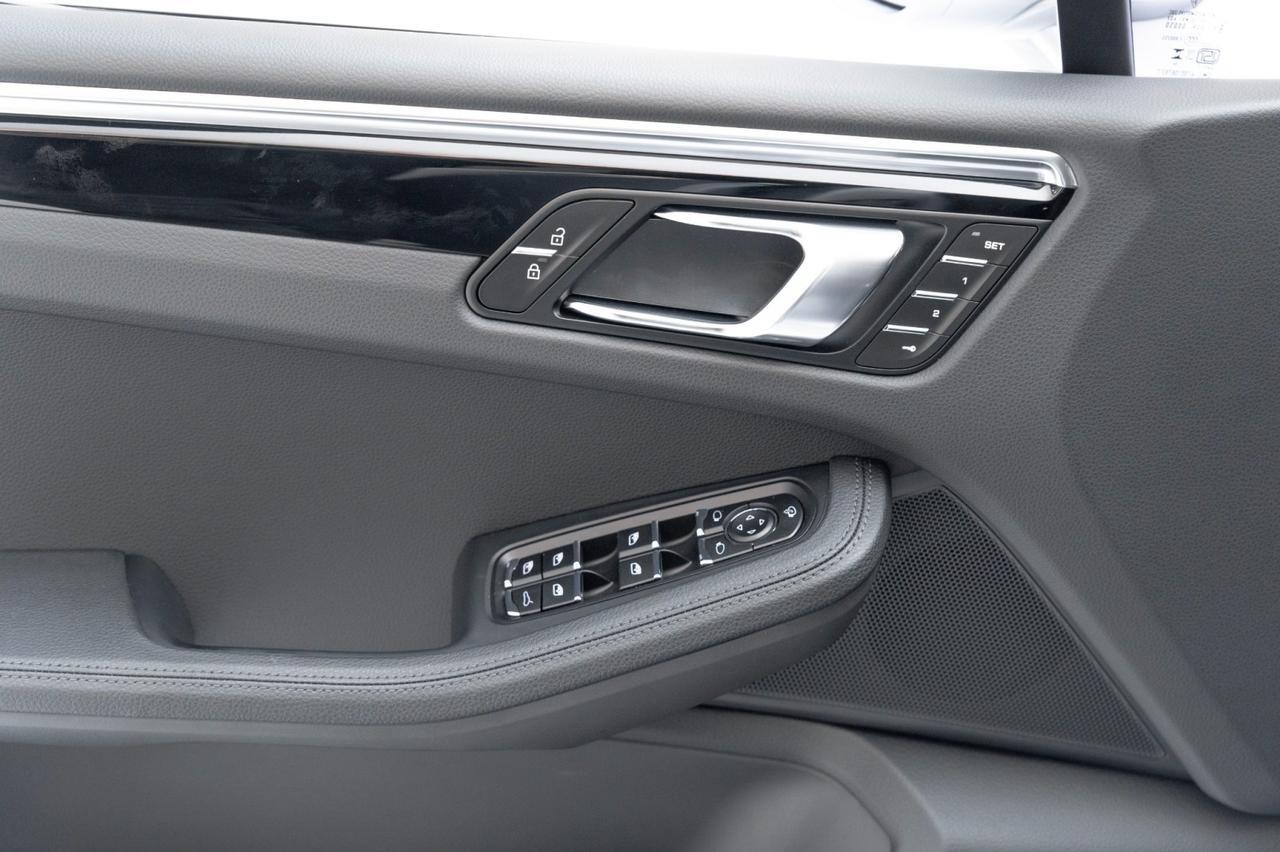 2025 Porsche Macan S Pompano Beach FL