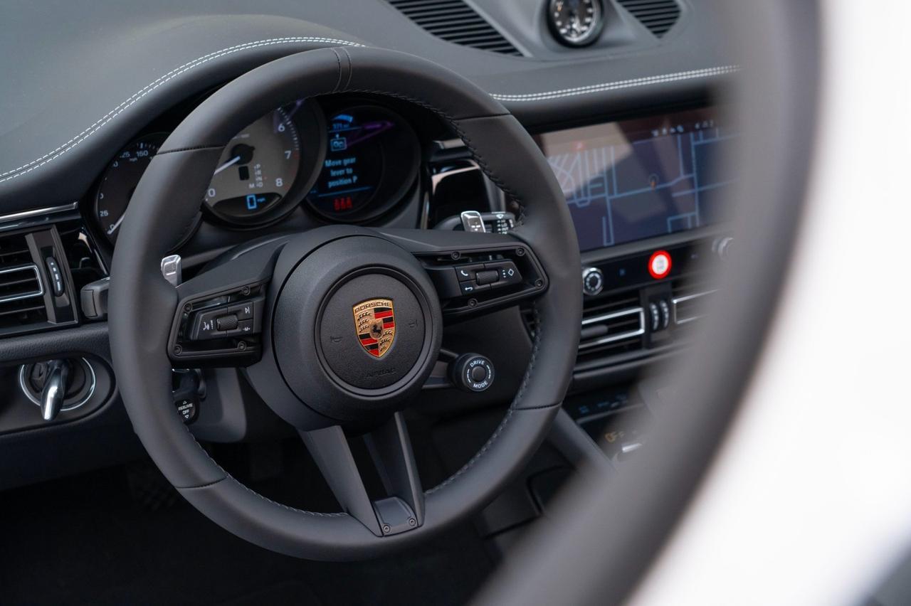 2025 Porsche Macan S Pompano Beach FL