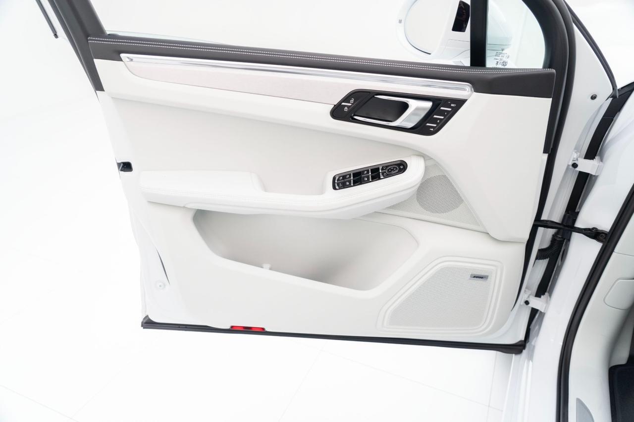 2025 Porsche Macan S Pompano Beach FL