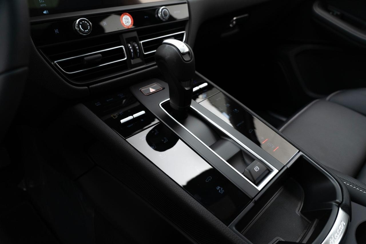 2025 Porsche Macan S Pompano Beach FL